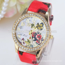 2015 alibaba nuevo producto rhinestone geneva reloj floral correa de cuero reloj